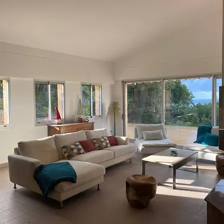 180 M2 Vue Piscine Climatisee Grand Jardin 5000 M2 Cloture Calme Villa