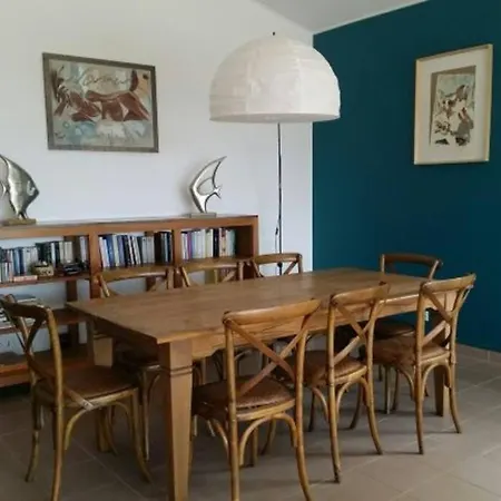 Villa 180 M2 Vue Piscine Climatisee Grand Jardin 5000 M2 Cloture Calme