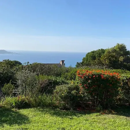 Villa 180 M2 Vue Piscine Climatisee Grand Jardin 5000 M2 Cloture Calme *