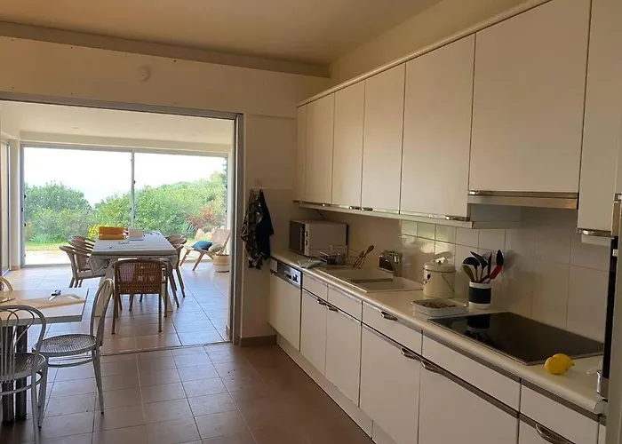 180 M2 Vue Piscine Climatisee Grand Jardin 5000 M2 Cloture Calme Villa *