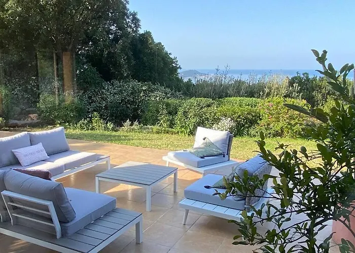 180 M2 Vue Piscine Climatisee Grand Jardin 5000 M2 Cloture Calme Villa Porticcio (Corsica)